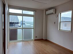 アーバンブリーズ 206 2階2DKのリビング/ダイニング