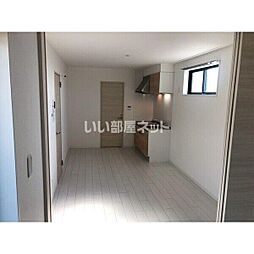 近鉄奈良線 瓢箪山駅 徒歩3分の賃貸アパート 1階1LDKのリビング/ダイニング