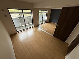 エンジェル 106 1階2LDKのリビング/ダイニング