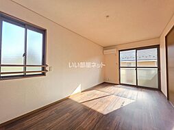 コート・エクレール 203 2階2DKのリビング/ダイニング