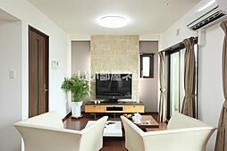 リザイア 302 3階2LDKのリビング/ダイニング