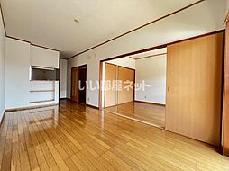 コスモマンション 101 1階1LDKのリビング/ダイニング