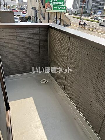 バルコニー