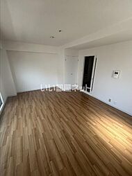 クリスタルビル 601 6階1Kのリビング/ダイニング