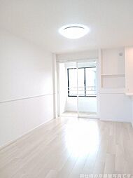 パークサイドカーサ 201 2階1LDKのリビング/ダイニング