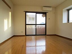 サンラック・Ｋ 105 1階1Kのリビング/ダイニング