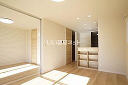 上毛電気鉄道 城東駅 徒歩10分の賃貸マンション 1階2LDKのリビング/ダイニング