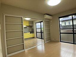 フレグランスエム Ｂ 205 2階2DKのリビング/ダイニング