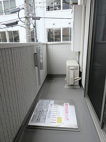バルコニー