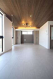 JR上越線 小千谷駅 徒歩12分の賃貸アパート 3階1LDKのリビング/ダイニング