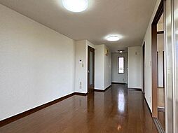 グランドゥールIII 202 2階2LDKのリビング/ダイニング