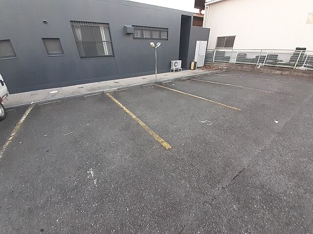 22 / 29