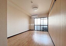 ドルフ3 302 3階ワンルームのリビング/ダイニング