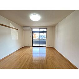 ラーナ 103 1階1Kのリビング/ダイニング