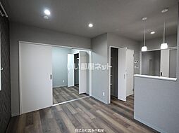 Le Bijou 106 1階1LDKのリビング/ダイニング