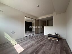 LUCIE TSI(ルシエティーエスワン) 204 2階2LDKのリビング/ダイニング