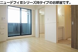 ヴィラ　グレイスＡ 302 3階2LDKのリビング/ダイニング