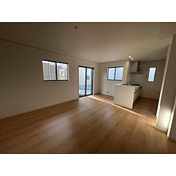 Kolet府中四谷#07 1階4LDKのリビング/ダイニング