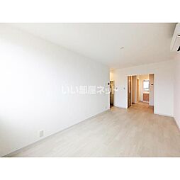 ＡＴＲＥＮ　ＤＥＵ 301 3階ワンルームのリビング/ダイニング