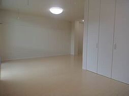 ローズ・ド・ロジーヌ 203 2階1LDKのリビング/ダイニング