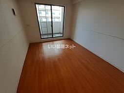 インベスト神戸AirFront 703 7階1Kのリビング/ダイニング