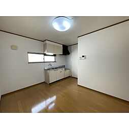 東武小泉線 竜舞駅 徒歩2分の賃貸アパート 2階2DKのリビング/ダイニング