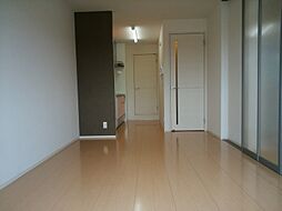 シャルマン 202 2階1LDKのリビング/ダイニング