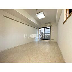 Crescent 101 1階1Kのリビング/ダイニング