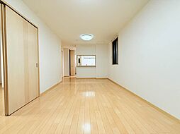 ＭａｓｔＴｏｗｎ三本柳III　Ｂ 102 1階2LDKのリビング/ダイニング