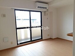 ローレル 302 3階1LDKのリビング/ダイニング