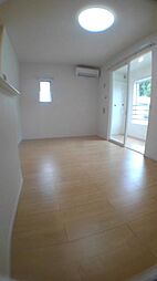 プリムローズガーデンI 201 2階1LDKのリビング/ダイニング