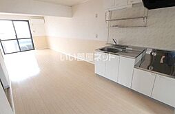 ヒロハイム 203 2階2LDKのリビング/ダイニング