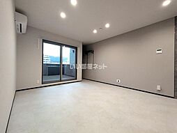 リユニオン三条 101 1階ワンルームのリビング/ダイニング