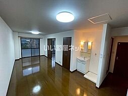 東武伊勢崎線 新伊勢崎駅 3.6kmの賃貸アパート 1階1LDKのリビング/ダイニング