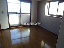 シルクマンション 301 3階1SKのリビング/ダイニング