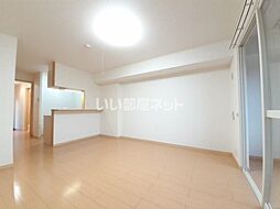 セイレーンII 102 1階ワンルームのリビング/ダイニング