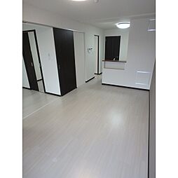 エルシア 305 3階1LDKのリビング/ダイニング