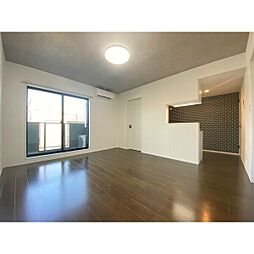 LECOCON桑名IV 102 1階1LDKのリビング/ダイニング