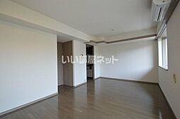 ラナイグレース国立 205 2階2LDKのリビング/ダイニング