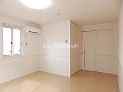 グラッサ新広 308 3階1Kのリビング/ダイニング