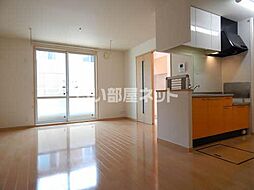 カノン飯倉 102 1階1LDKのリビング/ダイニング