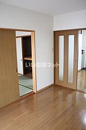 フラット吉島台 1-E 1階2DKのリビング/ダイニング