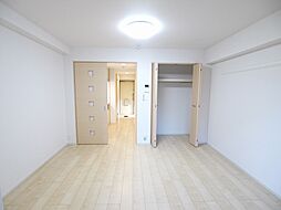 ロアンヌ清水 204 2階1Kのリビング/ダイニング