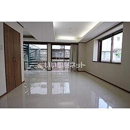 下馬アネックス 101 地下1階2LDKのリビング/ダイニング