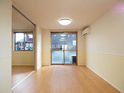 コージーハウス 102 1階1LDKのリビング/ダイニング