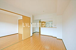 シャルマンII 405 4階2LDKのリビング/ダイニング