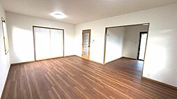 三木町上高岡戸建て 1 1階4LDKのリビング/ダイニング