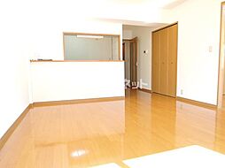 クレール中水道 201 2階2LDKのリビング/ダイニング