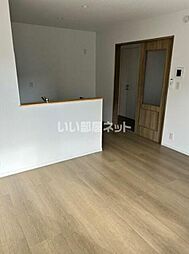 サニーコーストB棟 101 1階2LDKのリビング/ダイニング