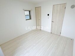 ファーナ津田沼 102 1階1Kのリビング/ダイニング